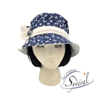 capeline coton bleu fleuri blanc et blanc vu de face